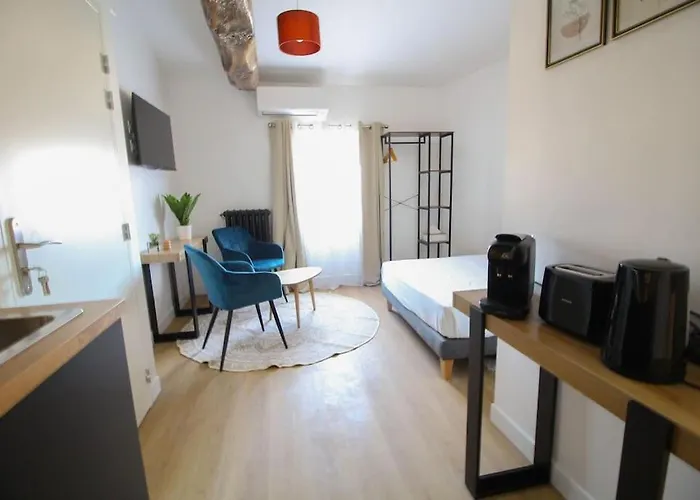 G5 Climatise Centre Apartment